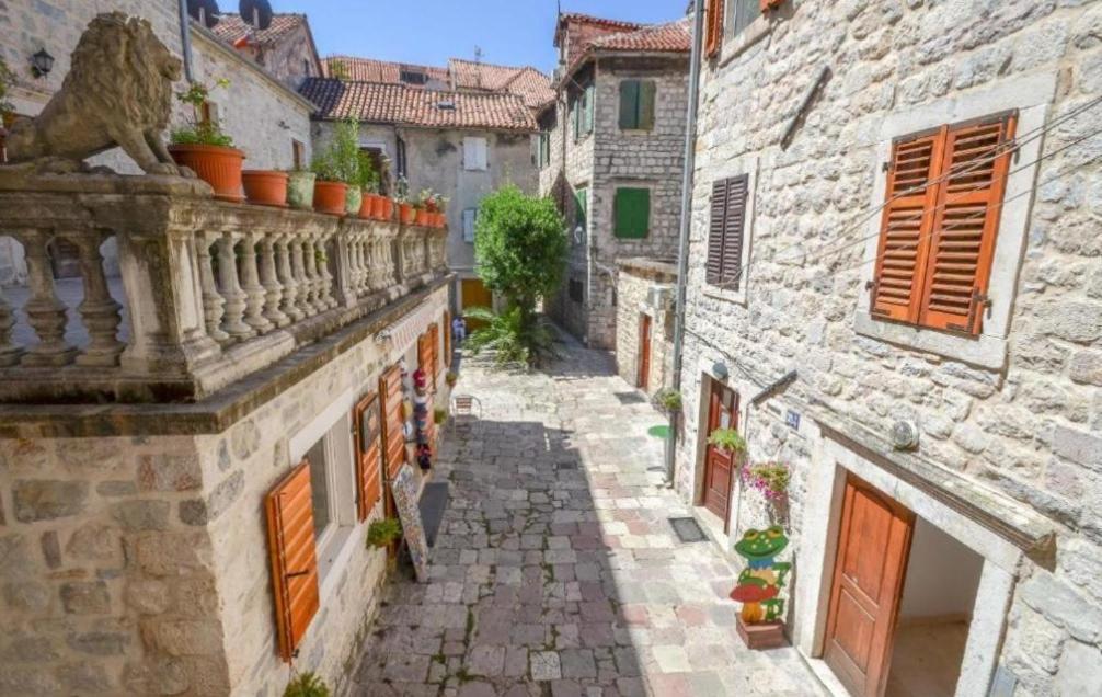 Majka Guest House Kotor Extérieur photo